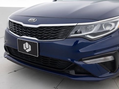 Used 2019 Kia Optima LX w/ LX 17" Wheel Package FWD image 16