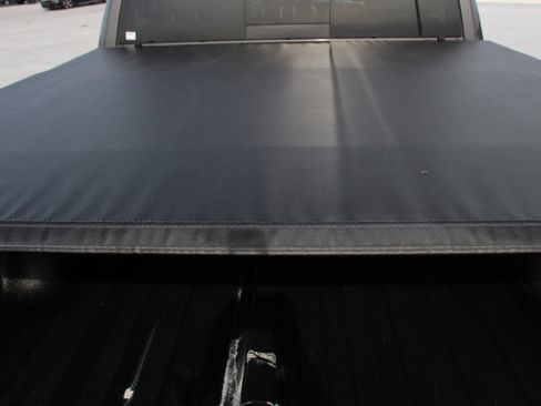 Used 2018 RAM 1500 Laramie image 18