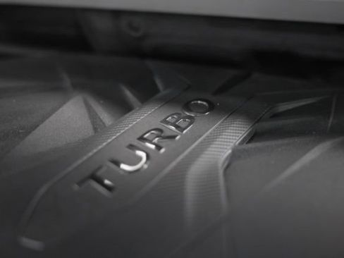 New 2026 Genesis GV70 2.5T AWD/4WD image 6