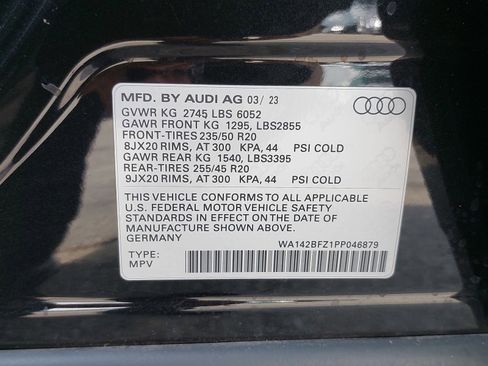 Used 2023 Audi Q4 e-tron Prestige AWD/4WD image 11