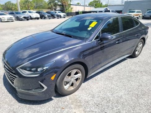 Used 2023 Hyundai Sonata SE FWD image 2