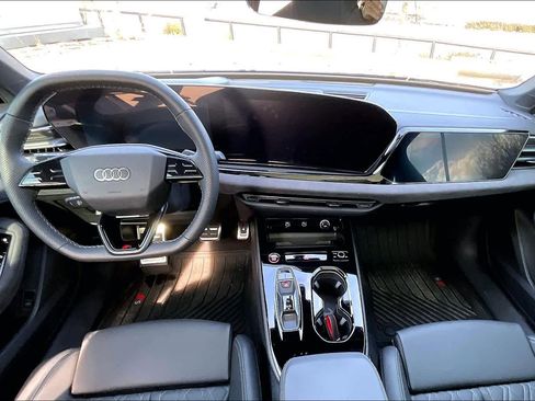 Used 2025 Audi S5 Prestige image 12