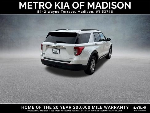 Used 2023 Ford Explorer XLT w/ Class IV Trailer Tow Package AWD/4WD image 6