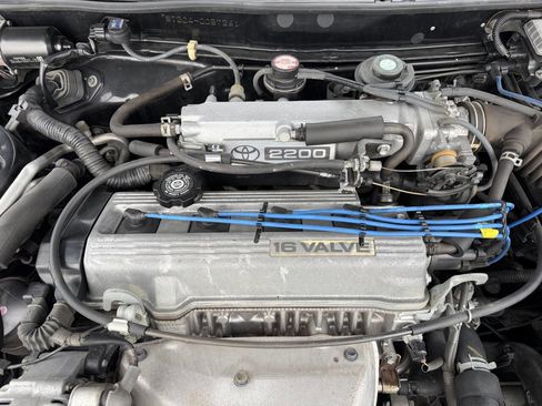 Used 1999 Toyota Celica GT image 30