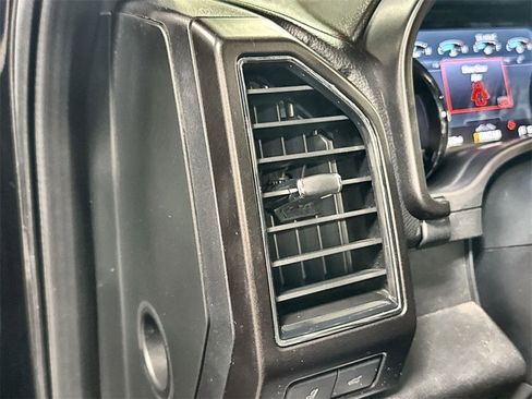 Used 2021 Ford Expedition Limited image 15