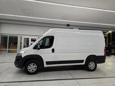 Used 2024 RAM ProMaster 3500 w/ Quick Order Package 22G SLT image 3