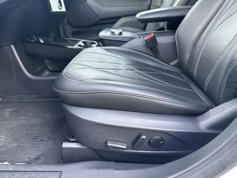 Certified 2021 Ford Mustang Mach-E Select w/ Comfort/Technology Package AWD/4WD image 13