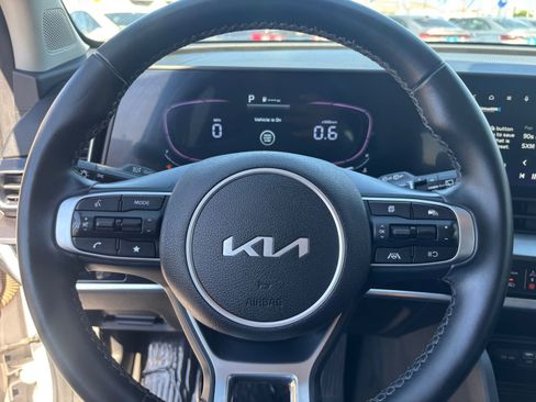 Used 2023 Kia Sportage EX image 26