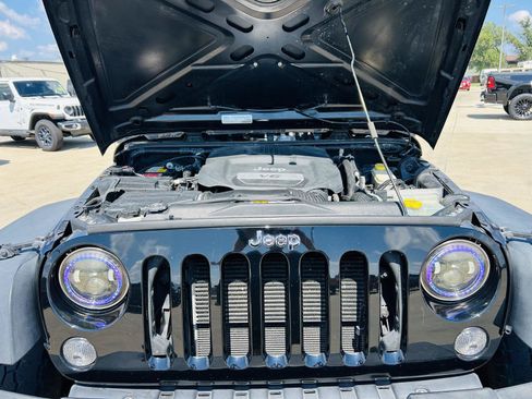 Used 2016 Jeep Wrangler Unlimited Sport w/ Quick Order Package 24S AWD/4WD image 33