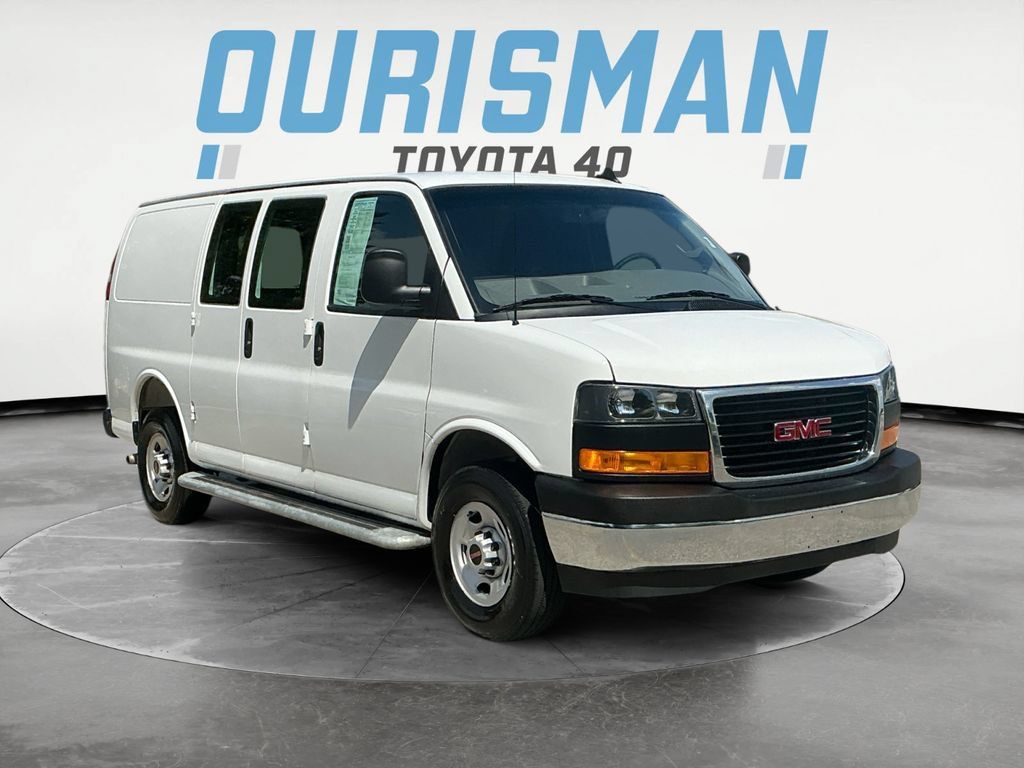 Used 2025 GMC Savana 2500 w/ Driver Convenience Package RWD image 1
