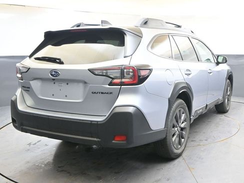 Certified 2025 Subaru Outback Onyx Edition AWD/4WD image 5