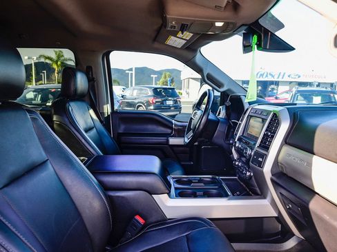 Used 2019 Ford F350 Lariat w/ Lariat Ultimate Package image 16