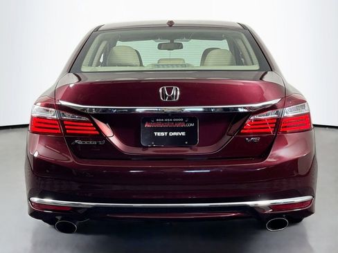Used 2017 Honda Accord EX-L image 6