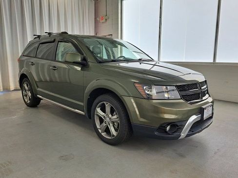 Used 2016 Dodge Journey Crossroad FWD image 4