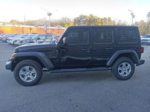 Used 2022 Jeep Wrangler Unlimited Sport S image 6