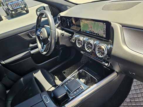 Used 2023 Mercedes-Benz GLA 250 image 11