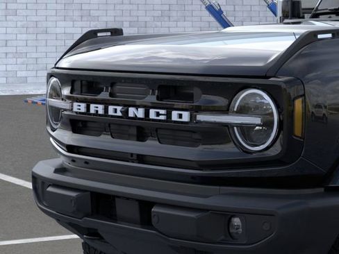 New 2026 Ford Bronco Outer Banks AWD/4WD image 19