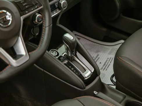 Used 2019 Nissan Kicks SR w/ SR Premium Package FWD image 14