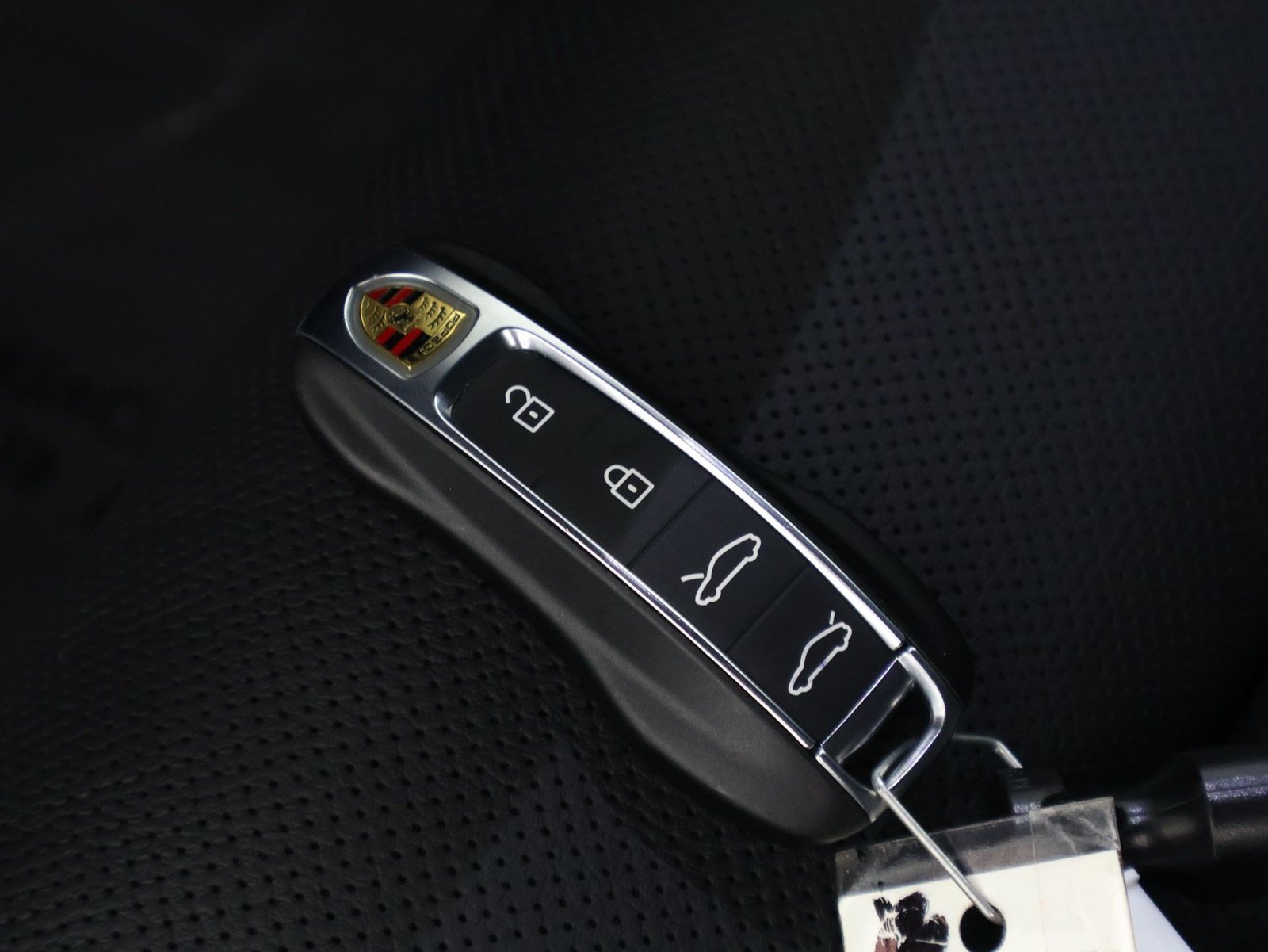 Certified 2025 Porsche Taycan RWD image 33