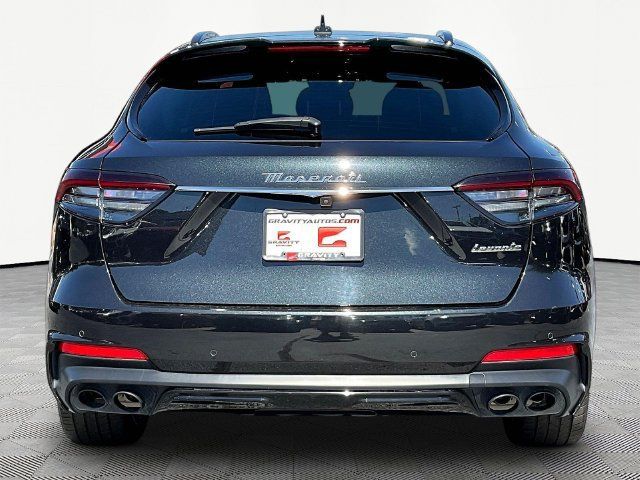 Used 2022 Maserati Levante GT AWD/4WD image 6