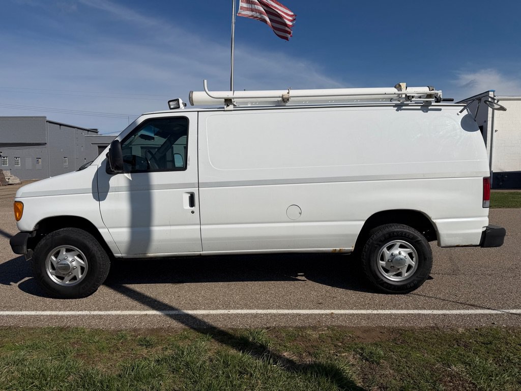 Used 2007 Ford E-250 and Econoline 250 RWD image 8