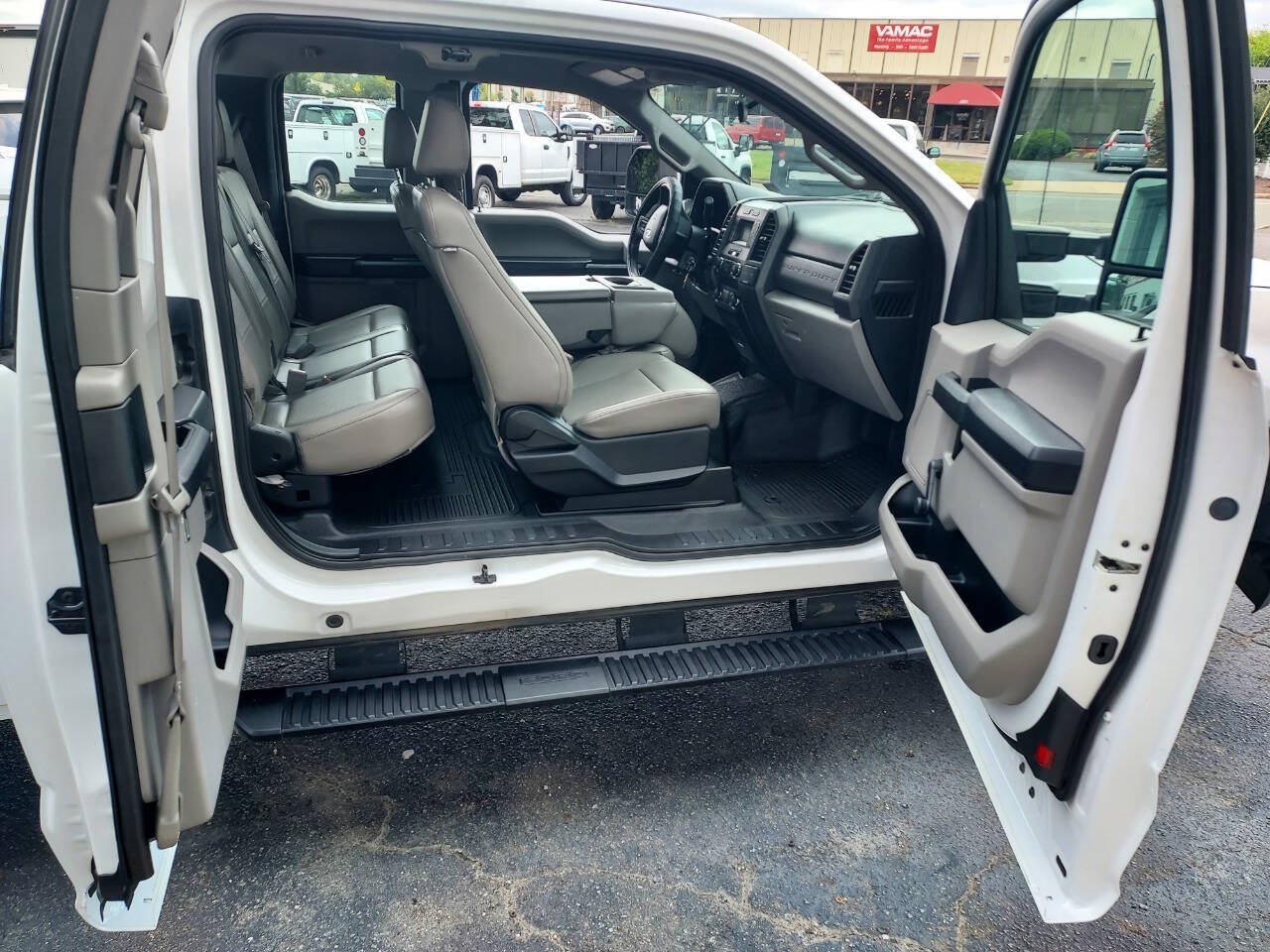 Used 2018 Ford F250 XL AWD/4WD image 14