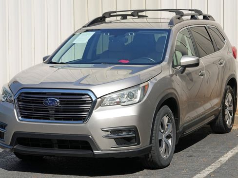 Used 2019 Subaru Ascent Premium w/ Popular Package #2 AWD/4WD image 49