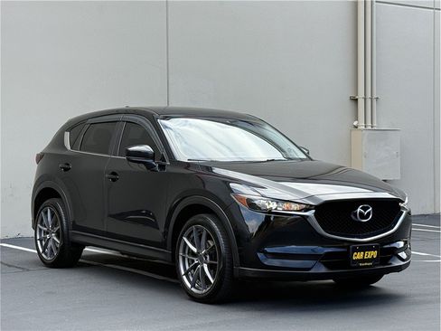 Used 2017 MAZDA CX-5 Touring AWD/4WD image 3