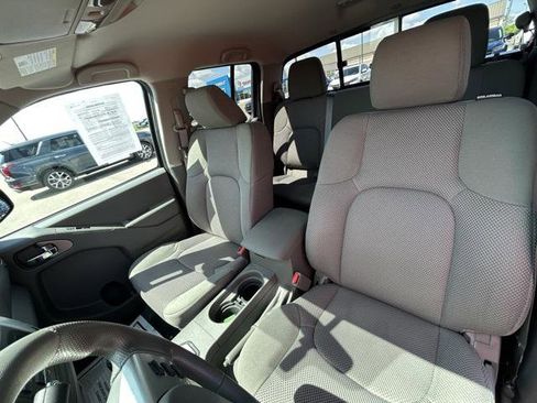 Used 2021 Nissan Frontier SV w/ SV Utility Package image 20