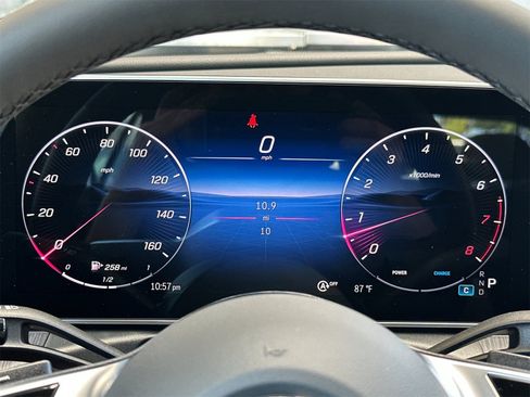 New 2025 Mercedes-Benz C 300 4MATIC Sedan image 27