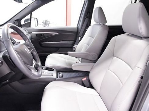 Certified 2023 Honda Passport EX-L image 15