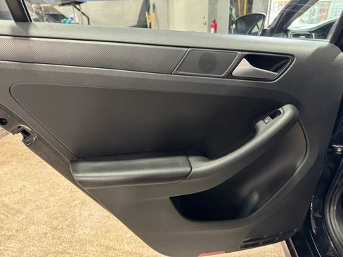 Used 2014 Volkswagen Jetta SE image 22