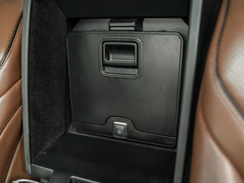 Used 2019 Mercedes-Benz Maybach S 560 4MATIC image 16