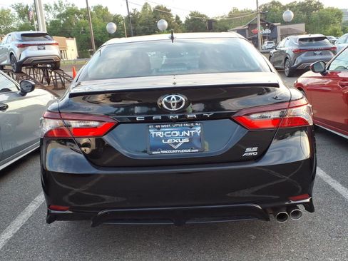 Used 2023 Toyota Camry SE AWD/4WD image 5