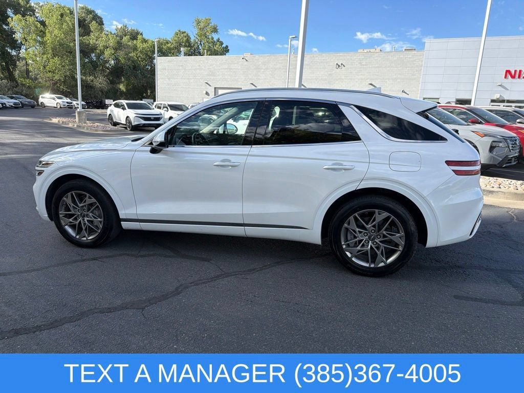 Used 2025 Genesis GV70 2.5T AWD/4WD image 7