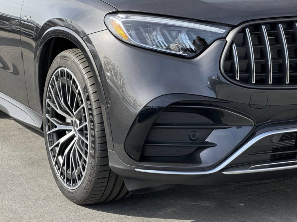 Used 2025 Mercedes-Benz GLC 43 AMG 4MATIC Coupe image 4