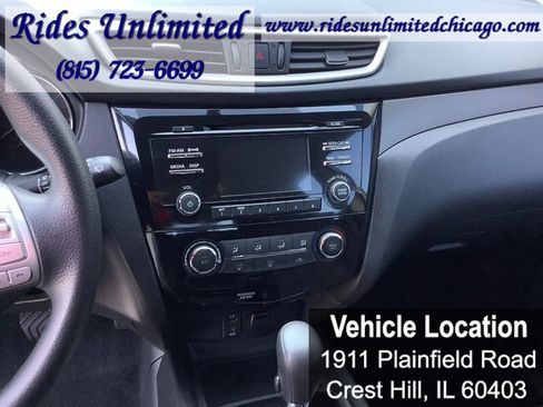 Used 2016 Nissan Rogue S AWD/4WD image 16