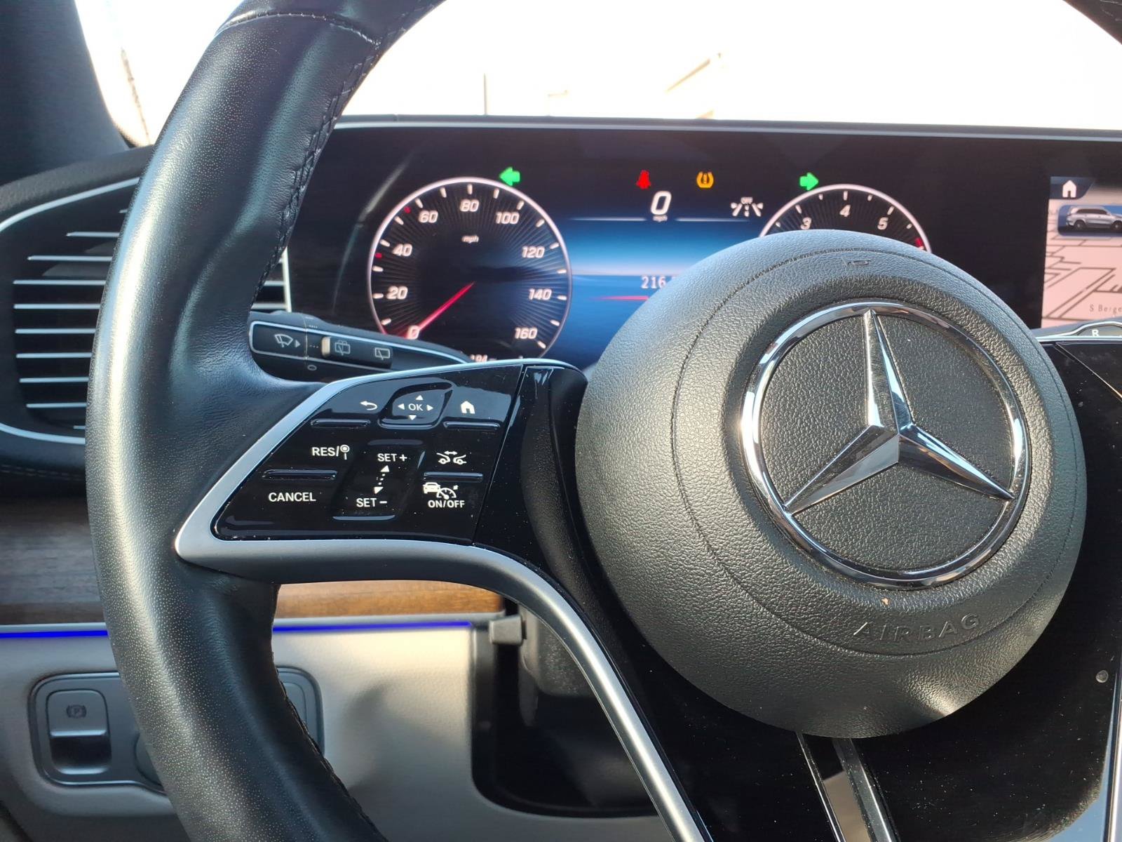 Used 2025 Mercedes-Benz GLS 450 4MATIC image 27