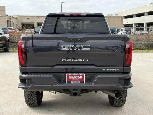 New 2026 GMC Sierra 2500 Denali Ultimate image 6