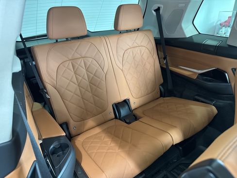 New 2026 BMW X7 xDrive40i image 53