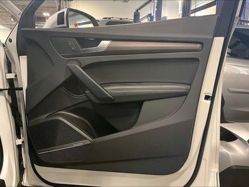 Certified 2023 Audi Q5 2.0T Premium Plus w/ Premium Plus Package image 24