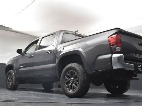 Used 2020 Toyota Tacoma SR5 image 37