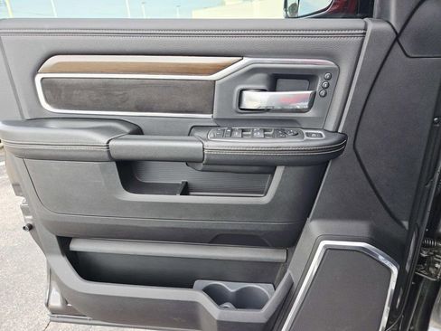 Used 2022 RAM 3500 Laramie image 41