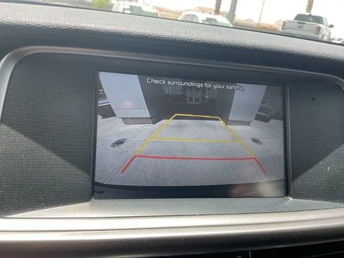 Used 2018 Kia Optima LX w/ 17" Alloy Wheels Package FWD image 18