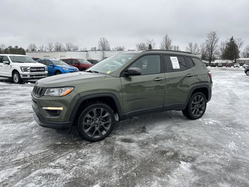 Used 2021 Jeep Compass Latitude w/ Driver Assistance Group image 7