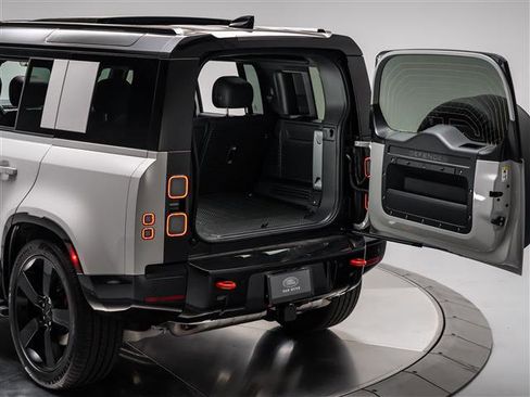 New 2026 Land Rover Defender 110 X image 33