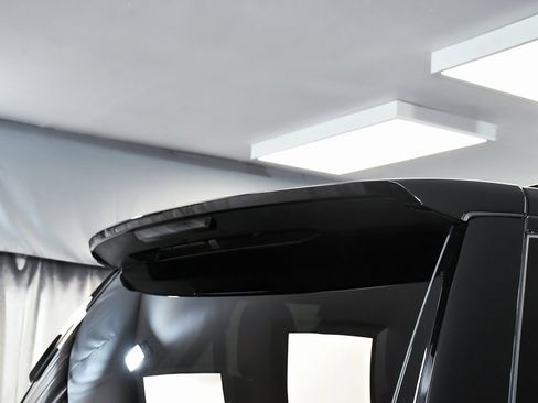 Used 2023 Chevrolet Tahoe Z71 w/ Z71 Off-Road Package image 97