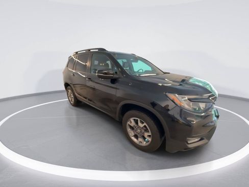 Used 2023 Honda Passport TrailSport image 1