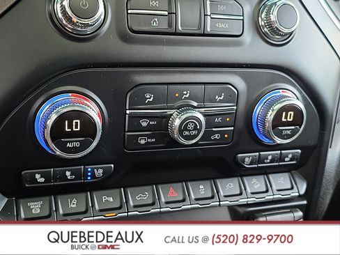 Used 2022 GMC Sierra 2500 AT4 w/ AT4 Premium Plus Package AWD/4WD image 21