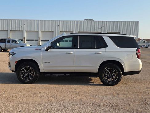 Used 2024 Chevrolet Tahoe Z71 w/ Luxury Package AWD/4WD image 5